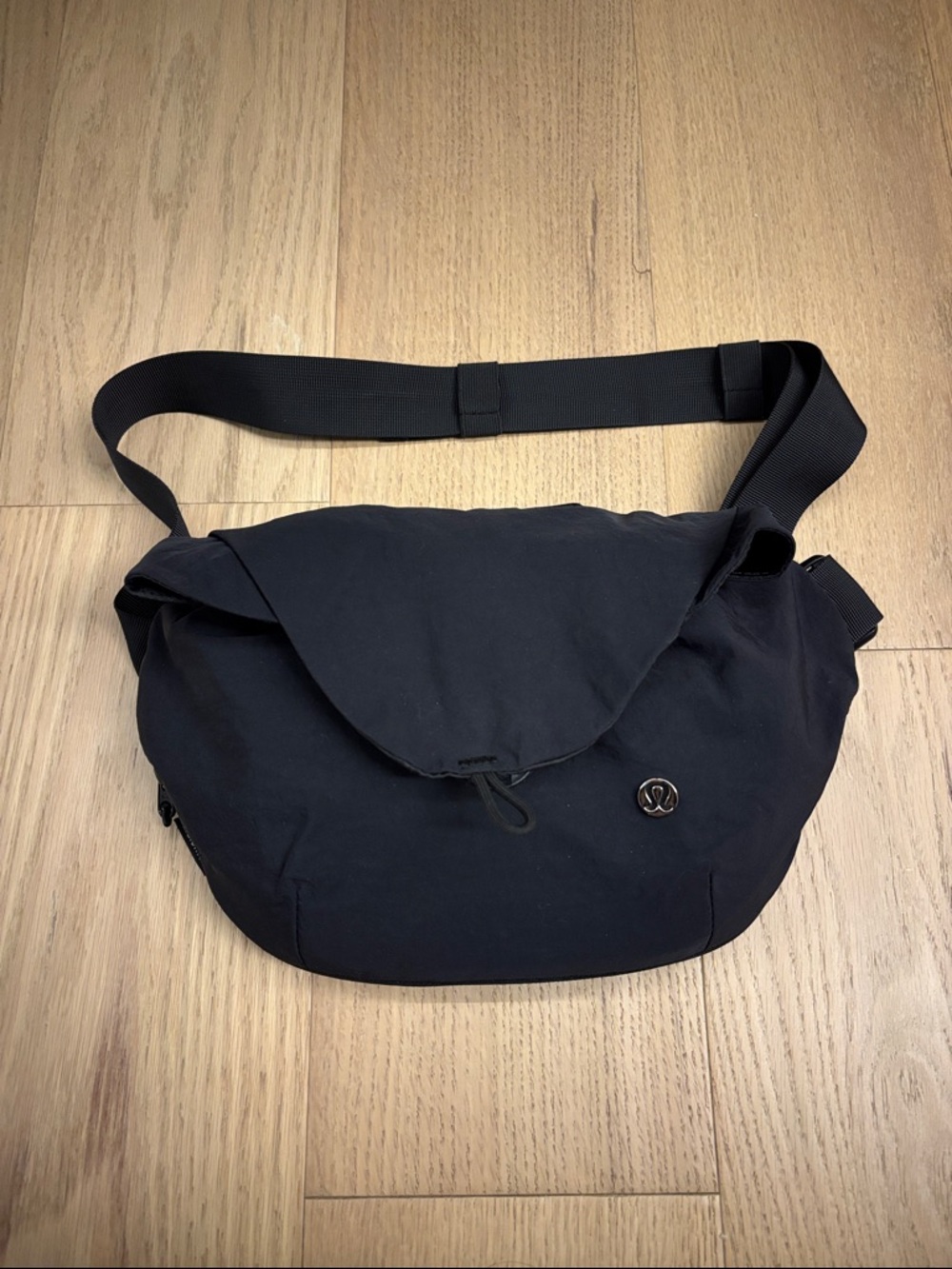 lululemon athletica Curved Crossbody Bag